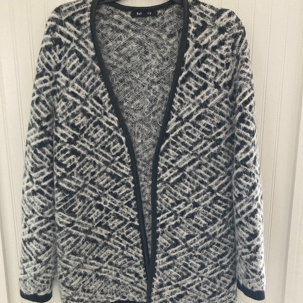 Relativity Women's Long Sweater - Picture 6 of 8
